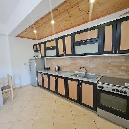 Glow Two Bedroom Apartment Ksamil Exterior photo