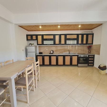 Glow Two Bedroom Apartment Ksamil Exterior photo